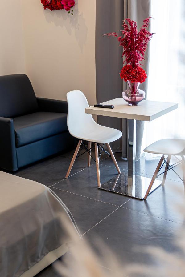 נאפולי Residenza San Lorenzo מראה חיצוני תמונה