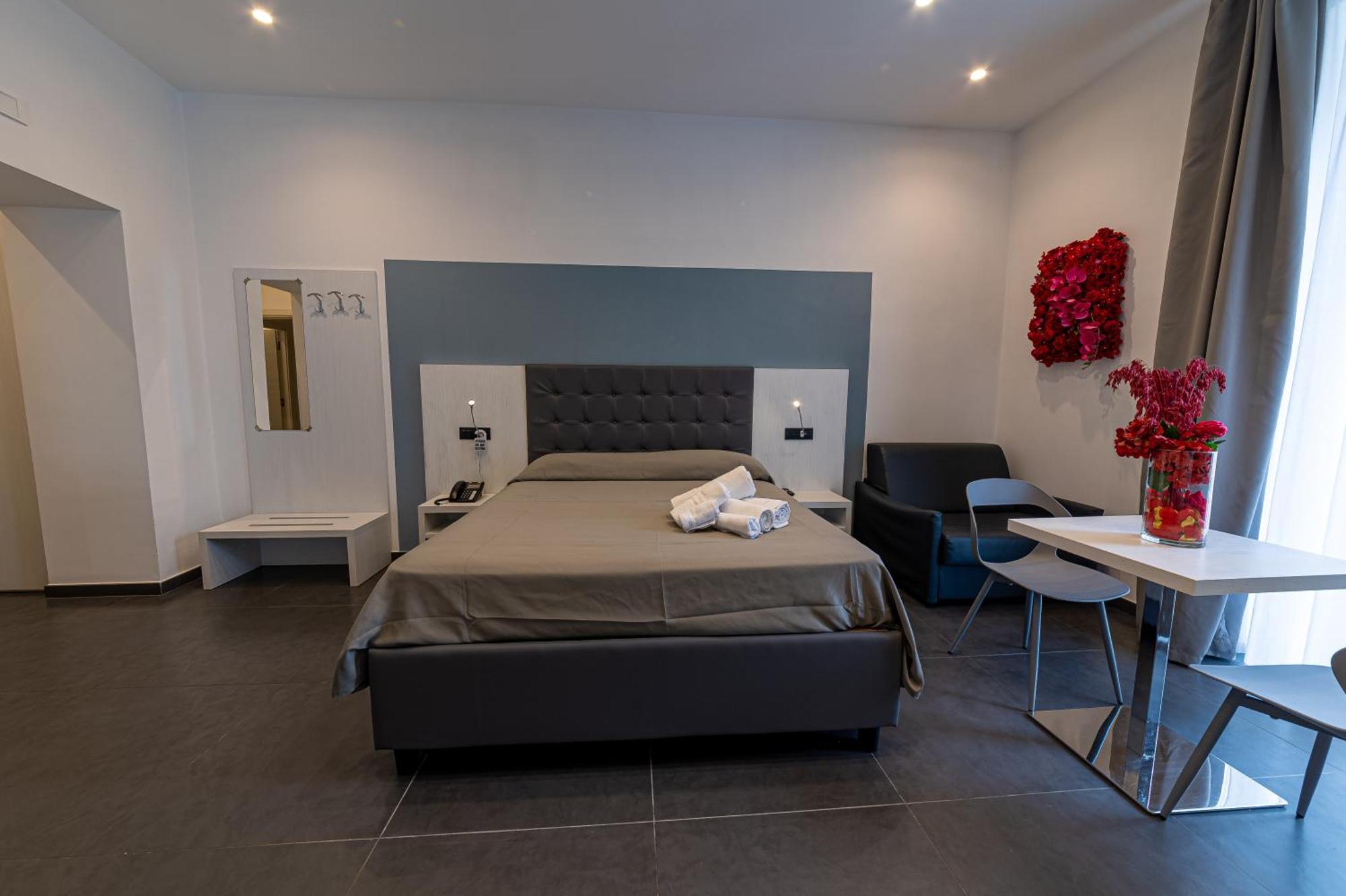 נאפולי Residenza San Lorenzo מראה חיצוני תמונה