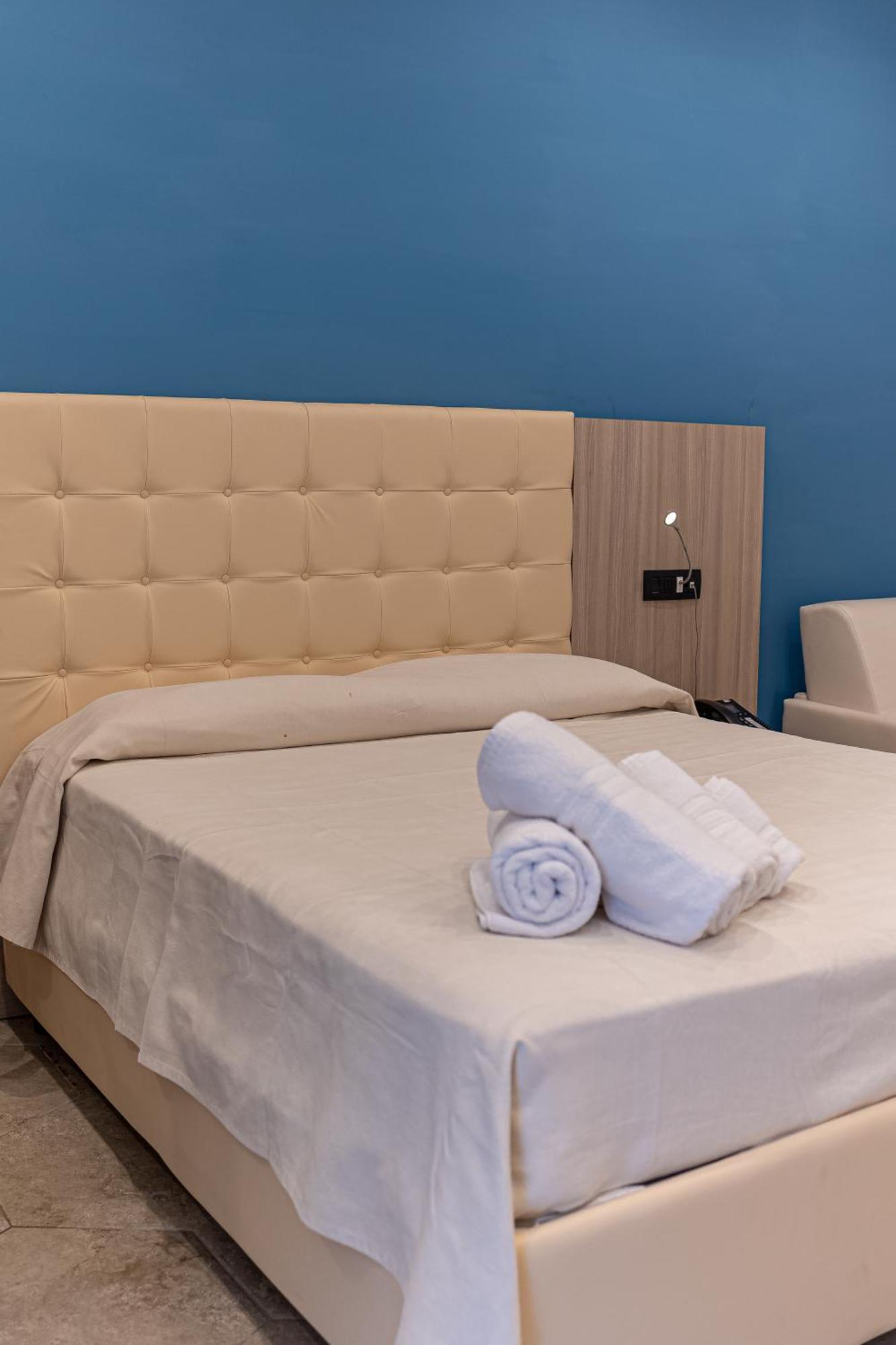 נאפולי Residenza San Lorenzo מראה חיצוני תמונה